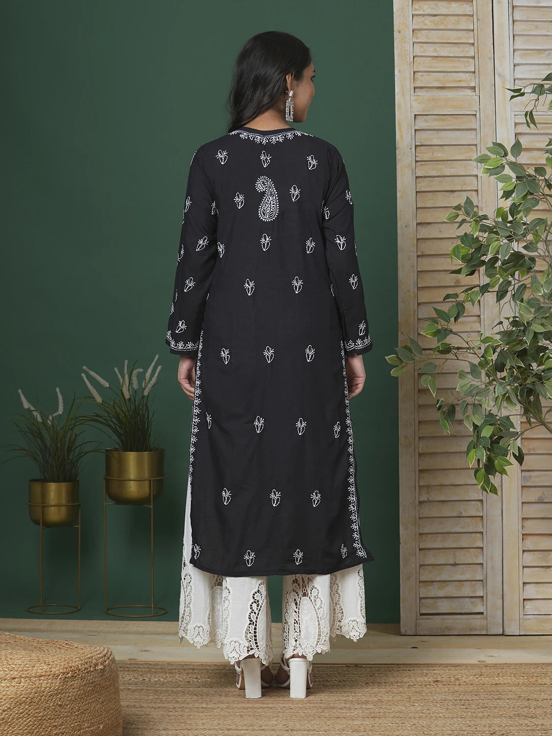 Ada Hand Embroidered Black Cotton Lucknowi Chikankari Straight Kurta A411679