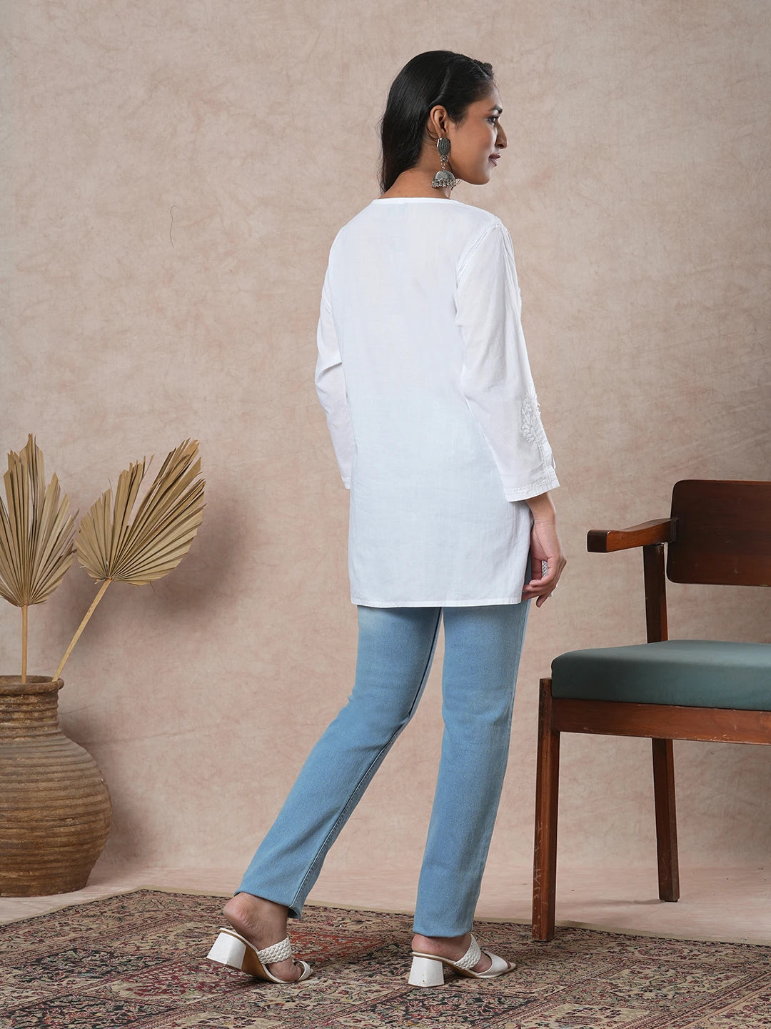 Ada Hand Embroidered White Cotton Lucknowi Chikankari Straight Kurti A911209