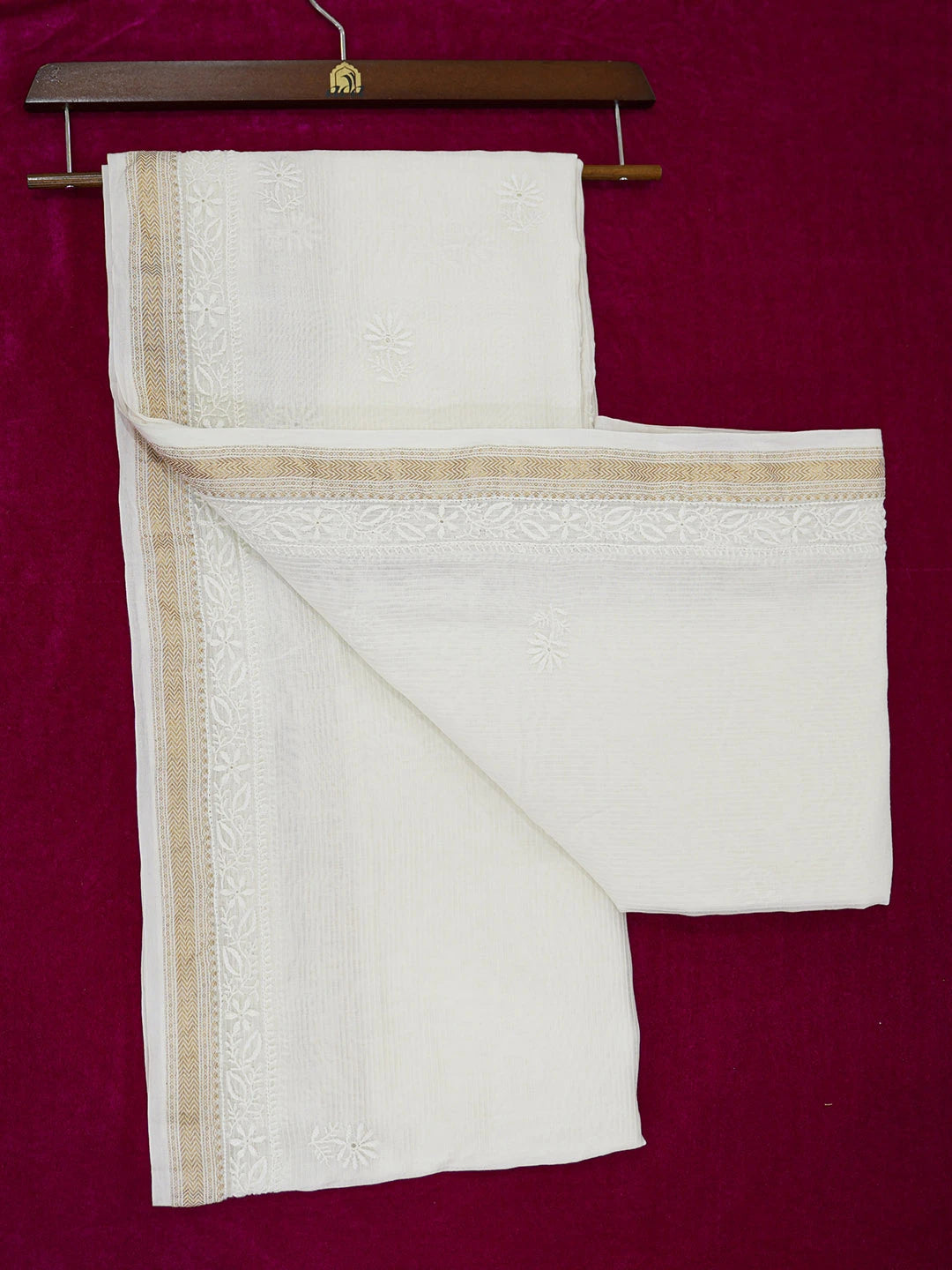 Ada Hand Embroidered White Chanderi Lucknowi Chikankari Saree With Blouse 01A640163