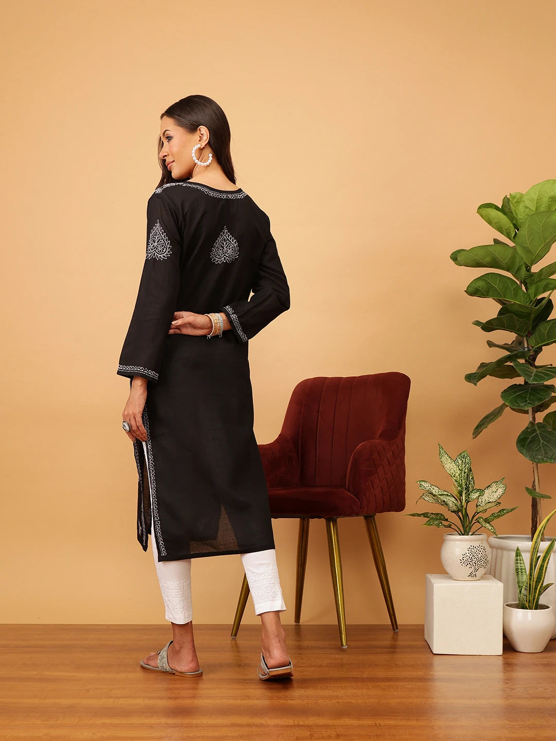 Ada Hand Embroidered Black Pure Cambric Cotton Lucknowi Chikankari Straight Kurta A100352