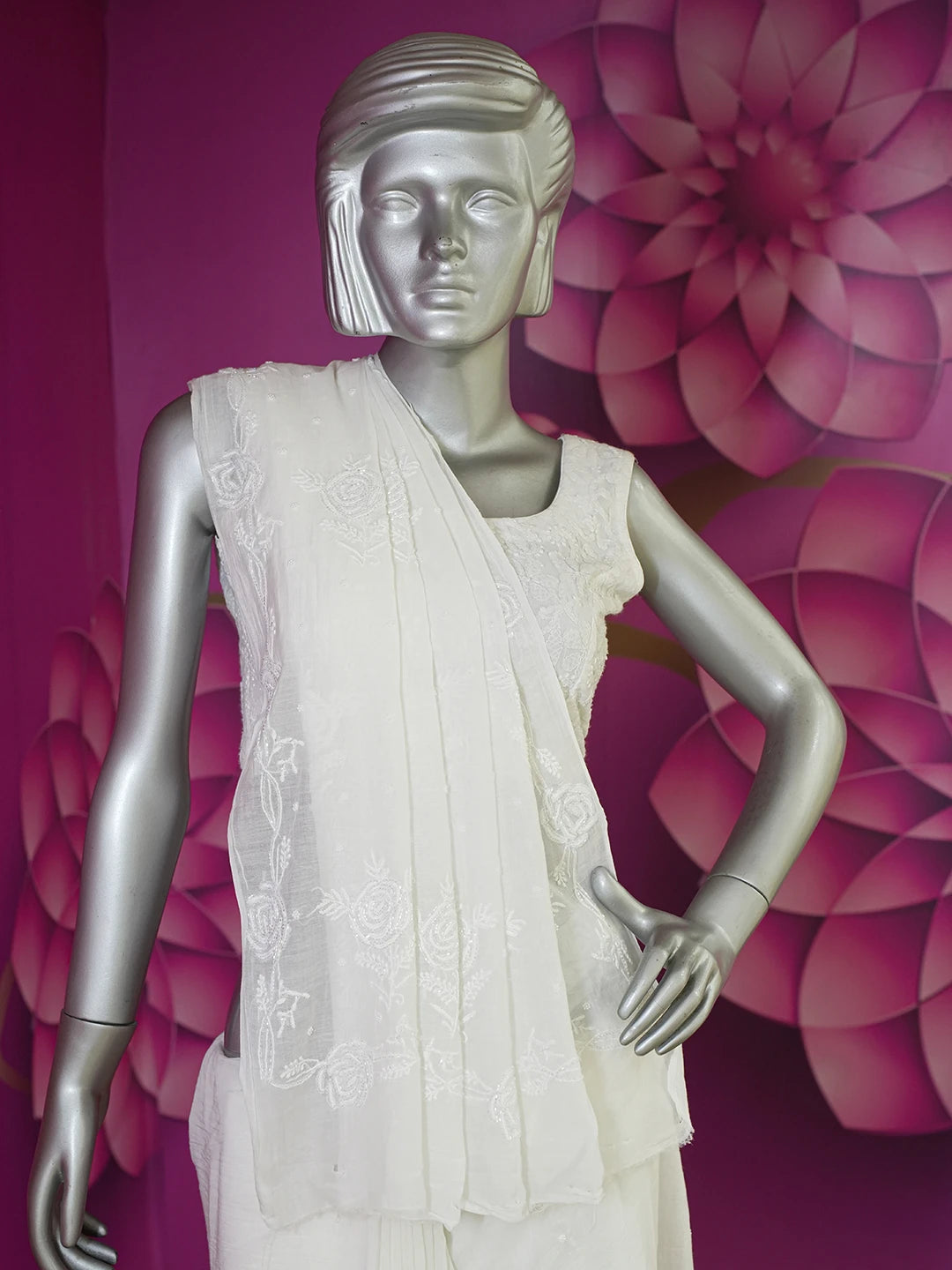 Ada Hand Embroidered White Chanderi Lucknowi Chikankari Saree With Blouse With Cutdana & Pearl Work 01A628022