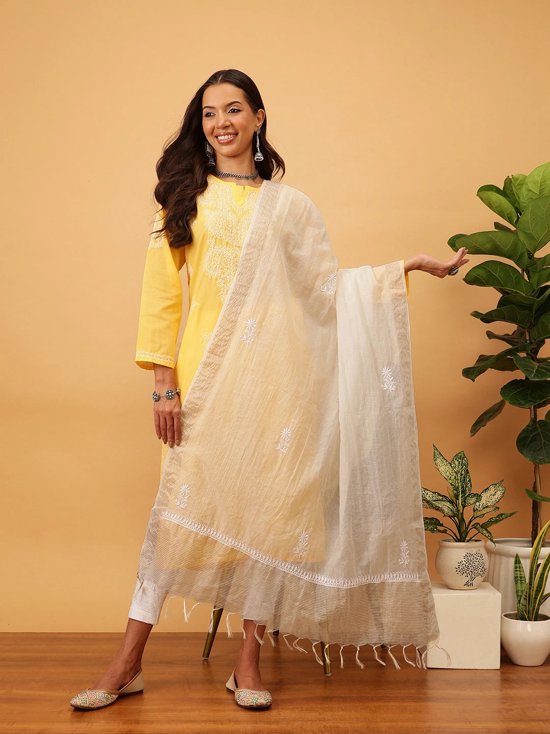 Ada Hand Embroidered Off White Chanderi Lucknowi Chikankari Dupatta A511220