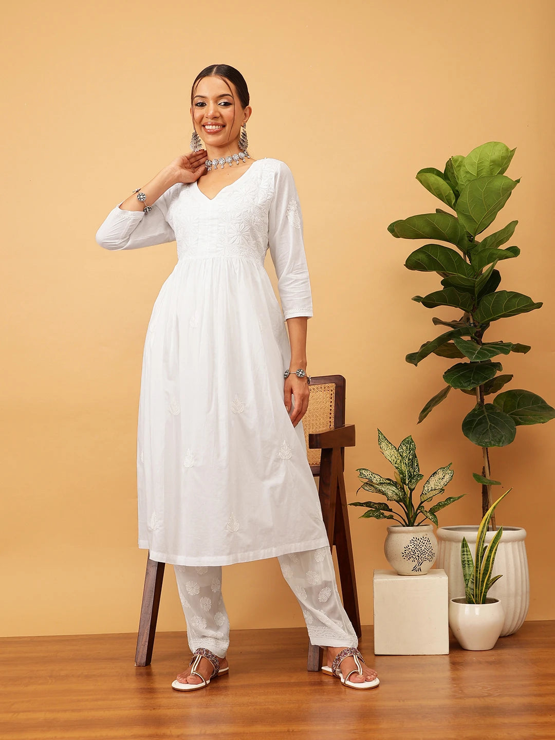 Ada Hand Embroidered White Cotton Lucknowi Chikankari A-line Kurta A411704