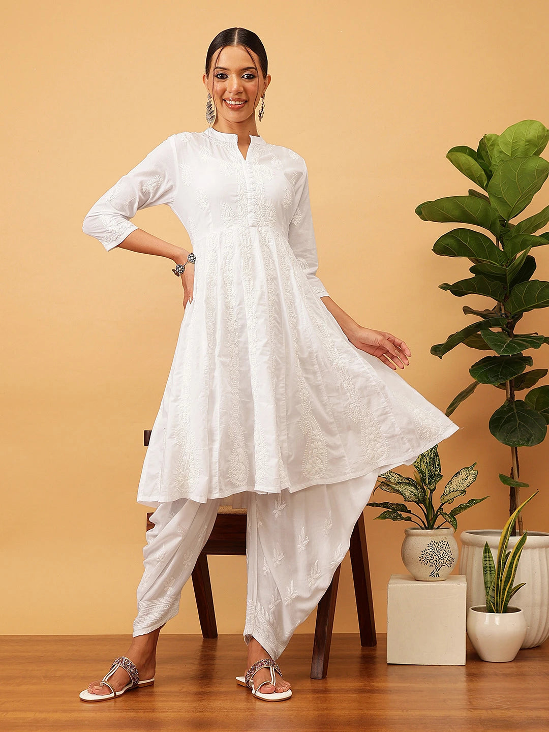 Ada Hand Embroidered White Cotton Lucknowi Chikankari Anarkali A-line Kurta A411703