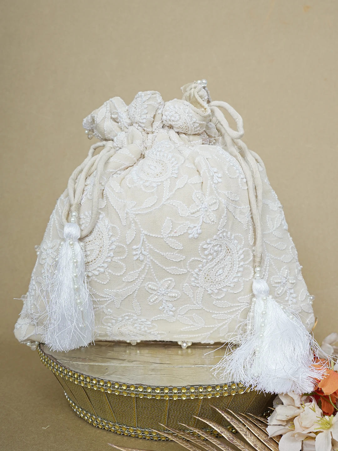 Ada Hand Embroidered Cream Pure Georgette Lucknowi Chikankari Potli Bag With Pearl Work 01A643135