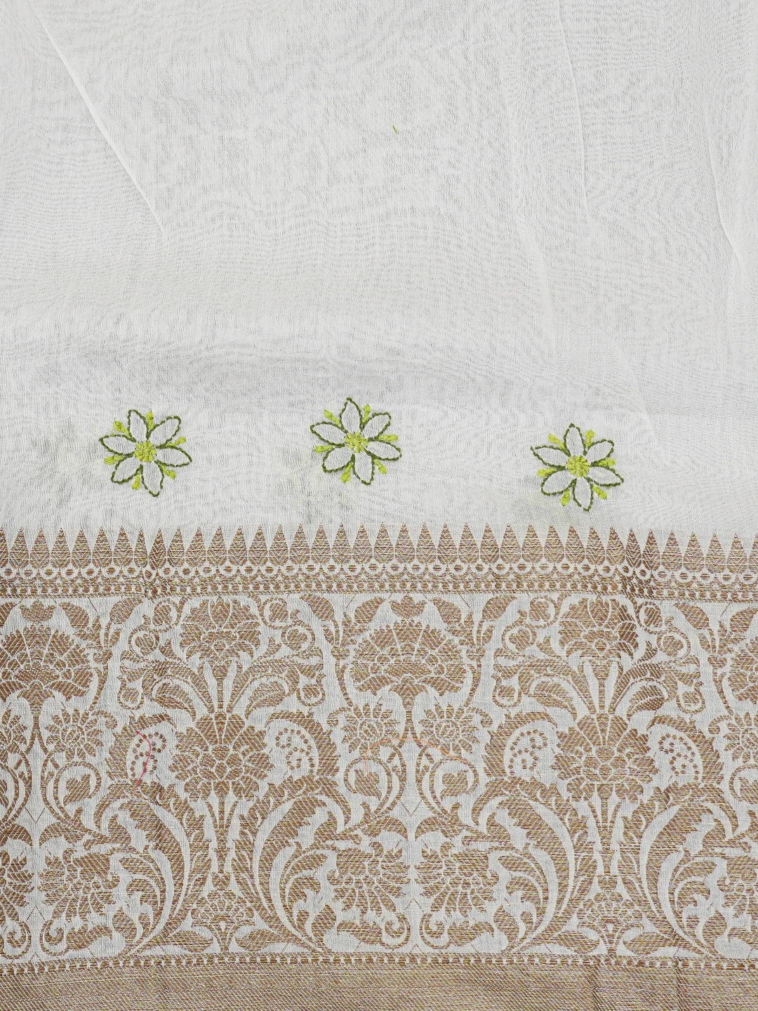 Ada Hand Embroidered Off White Chanderi Lucknowi Chikankari Saree With Blouse 01A572768