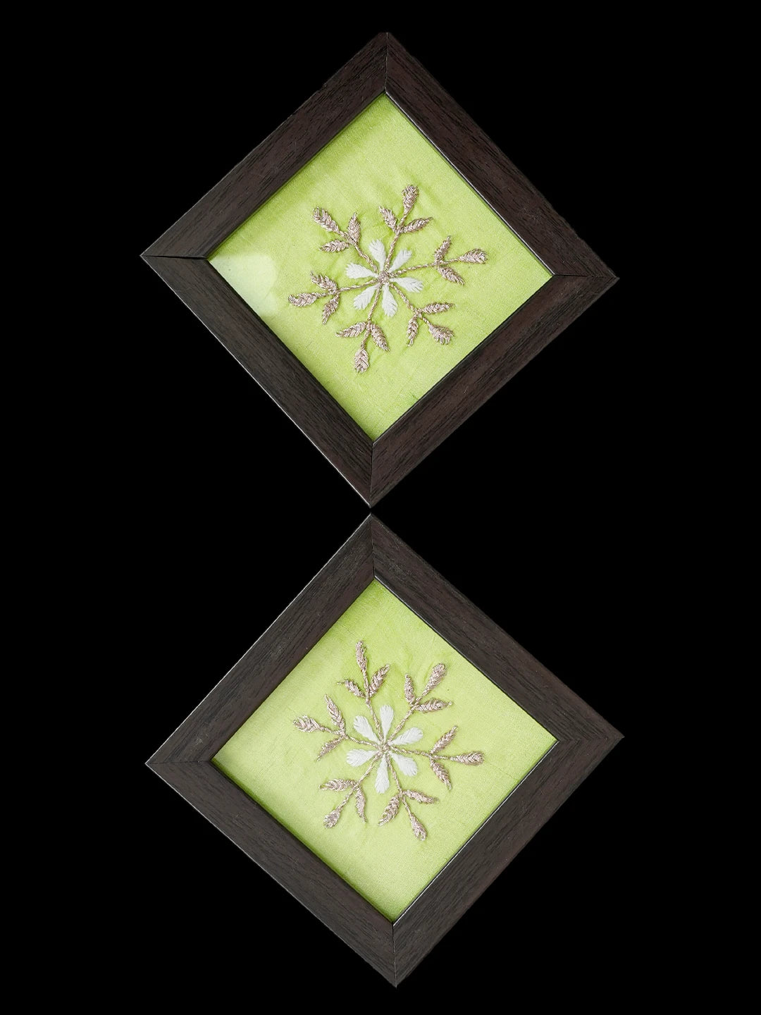 Ada Hand Embroidered Green Silk Lucknowi Chikankari Coaster With Zari Work 01A543581