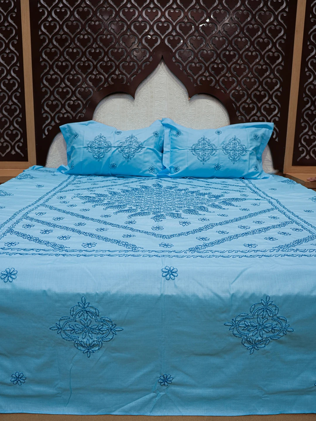Ada Hand Embroidered Blue Linen Lucknowi Chikankari Bed Sheet With Pillow Cover Set 01A599682
