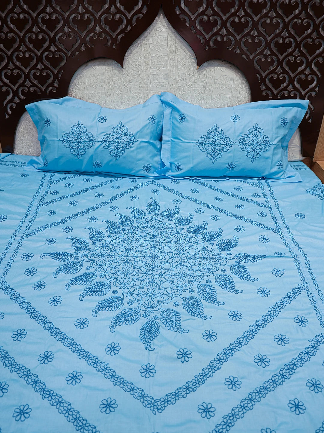 Ada Hand Embroidered Blue Linen Lucknowi Chikankari Bed Sheet With Pillow Cover Set 01A599682