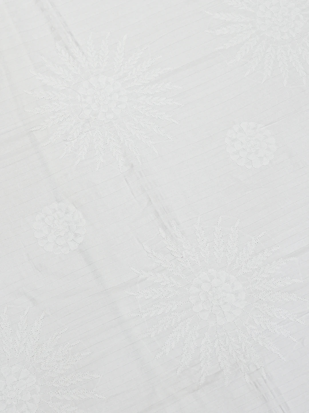 Ada Hand Embroidered White Cotton Lucknowi Chikankari Bed Sheet With Pillow Cover Set 01A359715