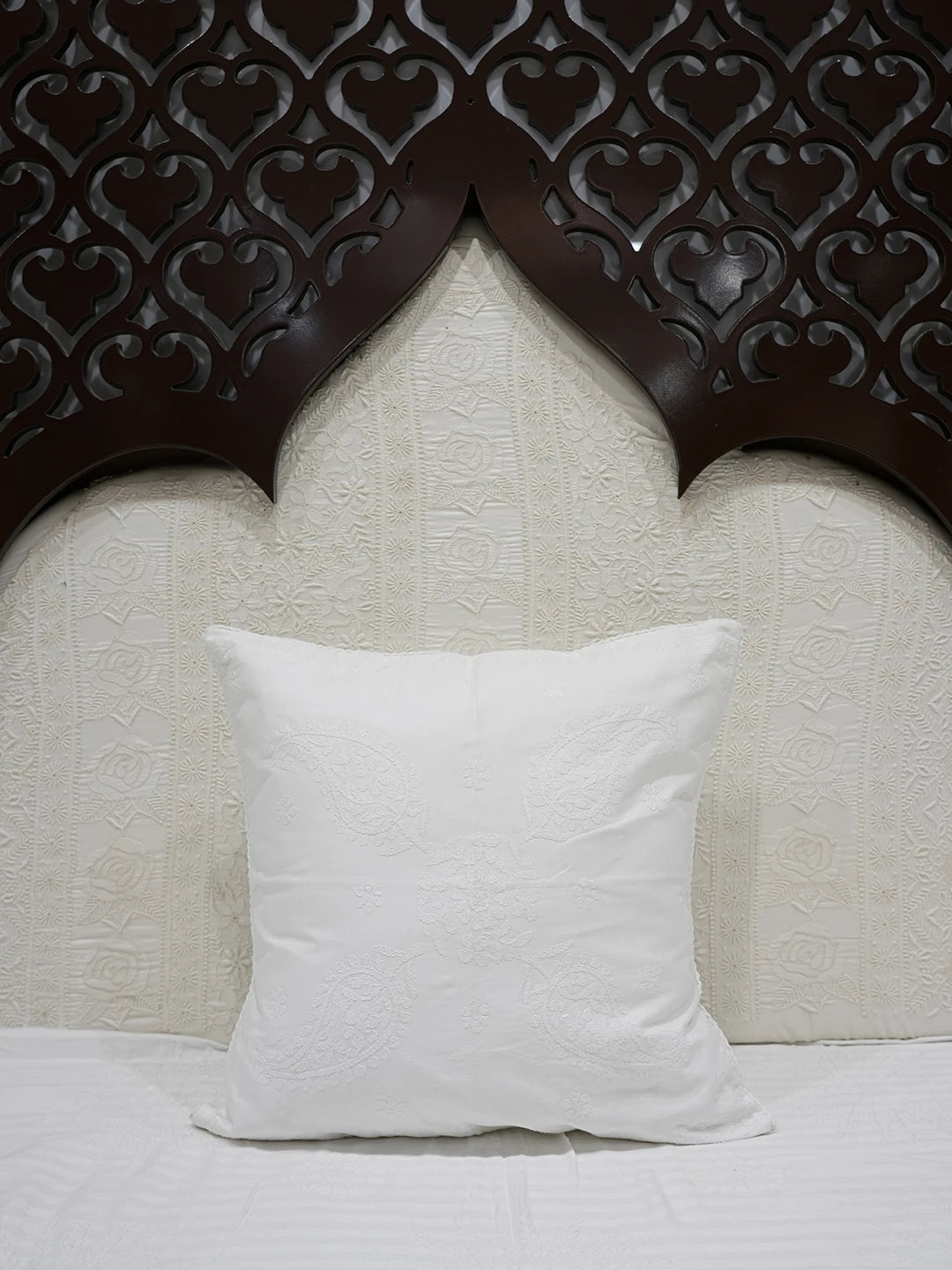 Ada Hand Embroidered White Cotton Lucknowi Chikankari Cushion Cover 01A616727