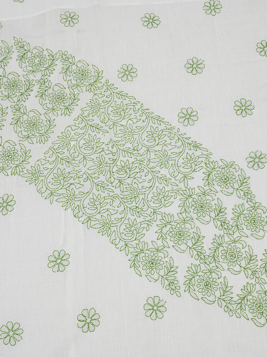 Ada Hand Embroidered White Cotton Lucknowi Chikankari Bed Sheet With Pillow Cover Set 01A599225