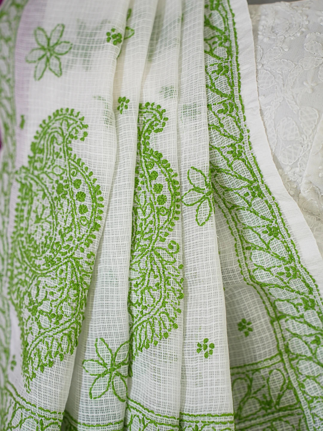 Ada Hand Embroidered White Kota Lucknowi Chikankari Saree With Blouse 01A652796