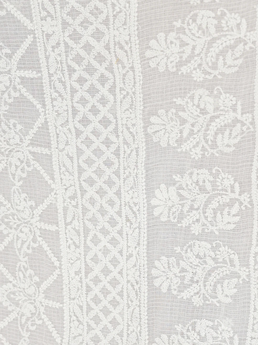Ada Hand Embroidered White Kota Lucknowi Chikankari Saree With Blouse 01A608093