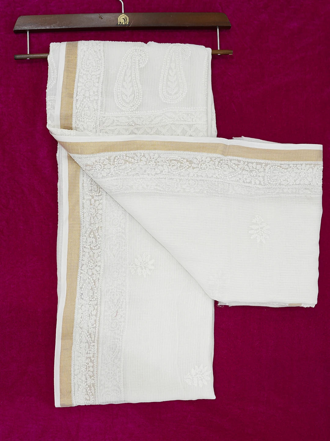 Ada Hand Embroidered White Kota Lucknowi Chikankari Saree With Blouse 01A608093