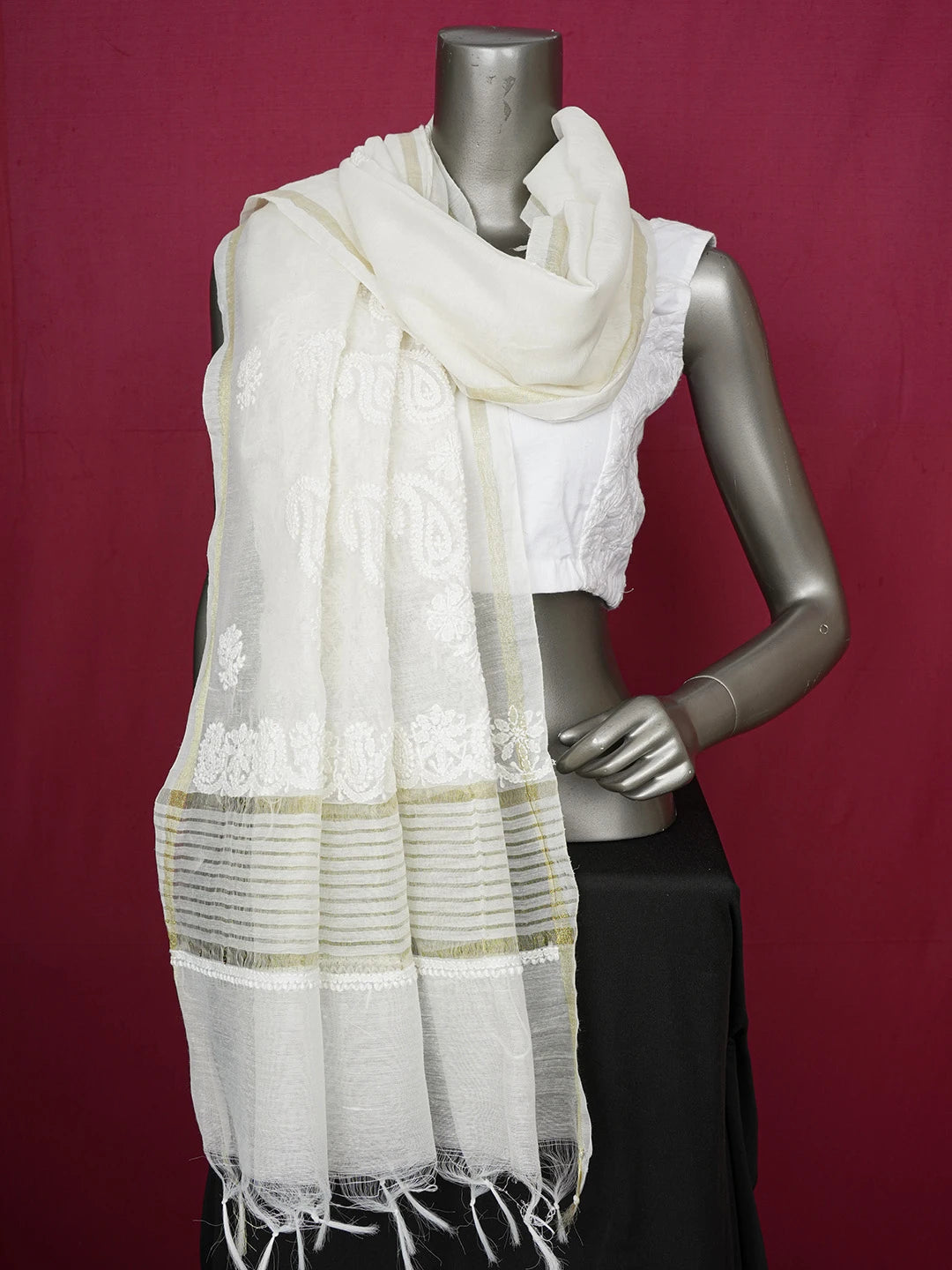 Ada Hand Embroidered White Chanderi Lucknowi Chikankari Dupatta With Zari Work 01A663143