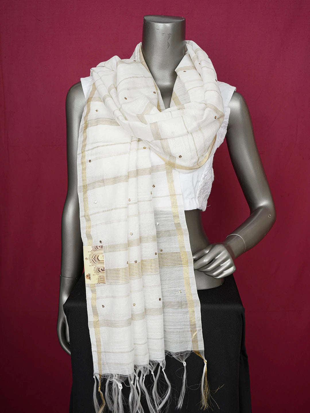 Ada Hand Embroidered White Chanderi Lucknowi Chikankari Dupatta With Muqaish & Zari Work 01A383496