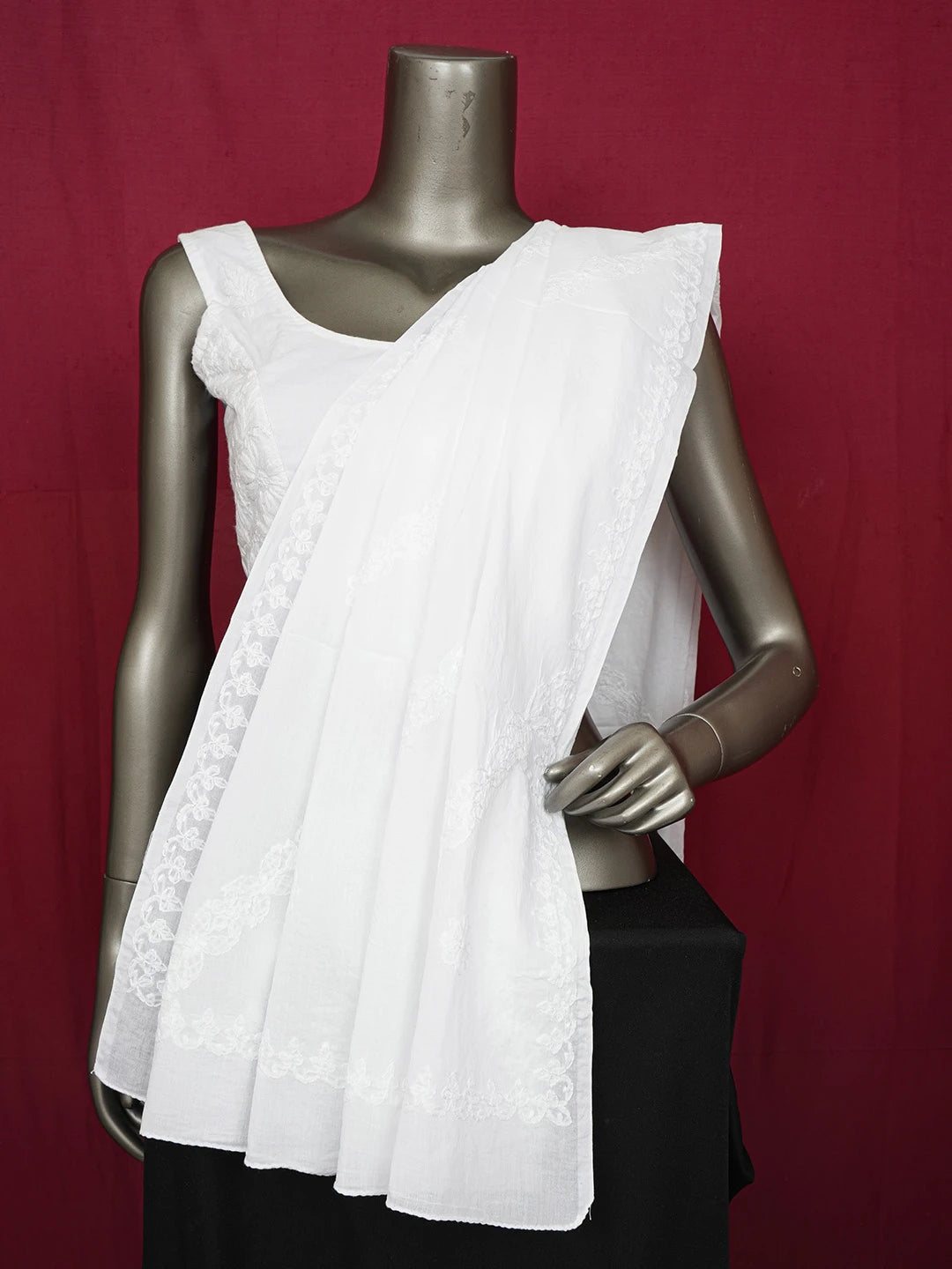 Ada Hand Embroidered White Cotton Lucknowi Chikankari Dupatta 01A597340