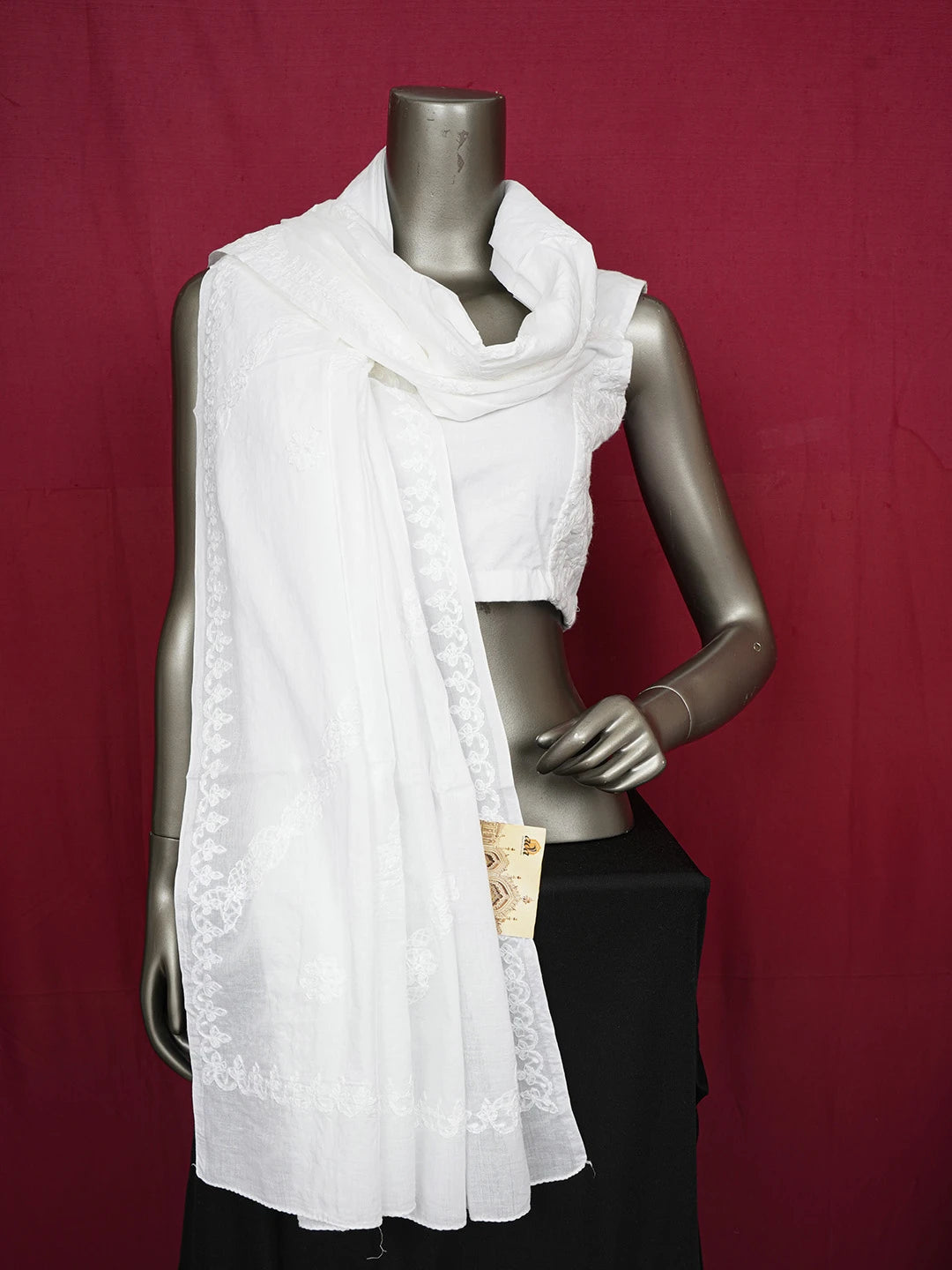 Ada Hand Embroidered White Cotton Lucknowi Chikankari Dupatta 01A597340
