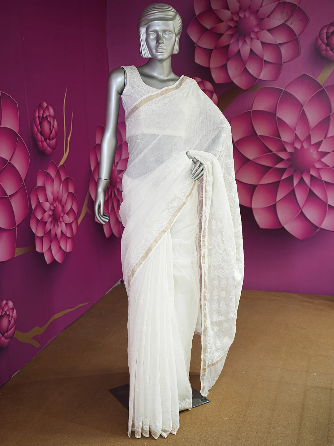 Ada Hand Embroidered White Kota Lucknowi Chikankari Saree With Blouse 01A646413