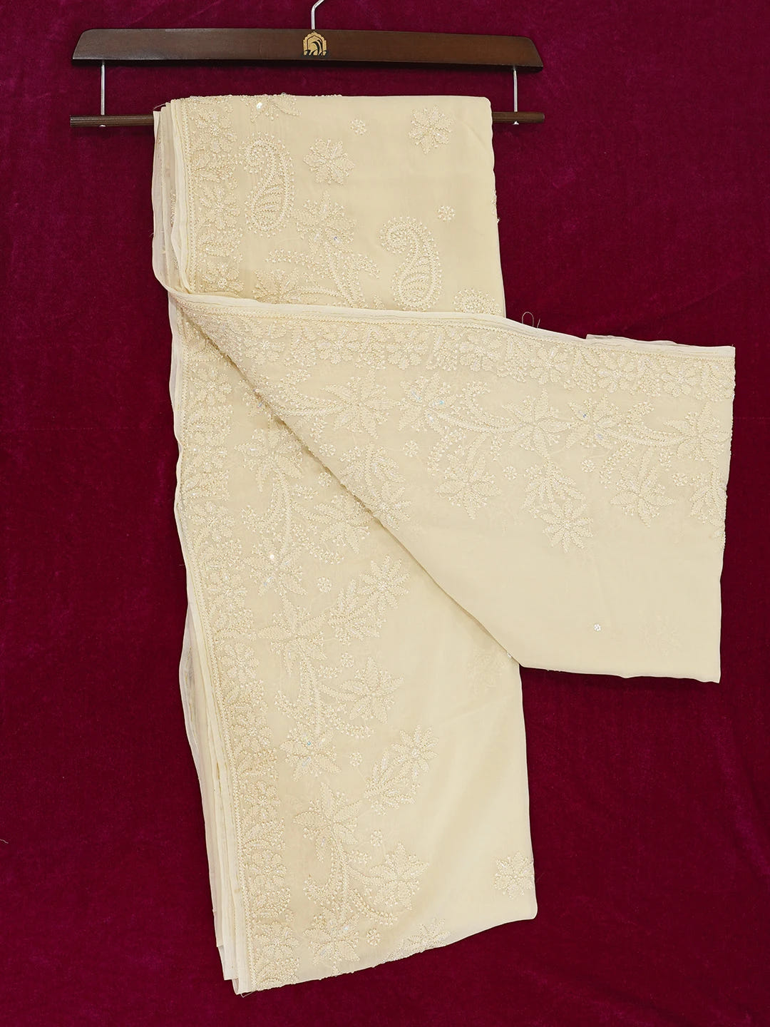 Ada Hand Embroidered Cream Viscose Georgette Lucknowi Chikankari Saree/Blouse With Sequinned Work 01A627697