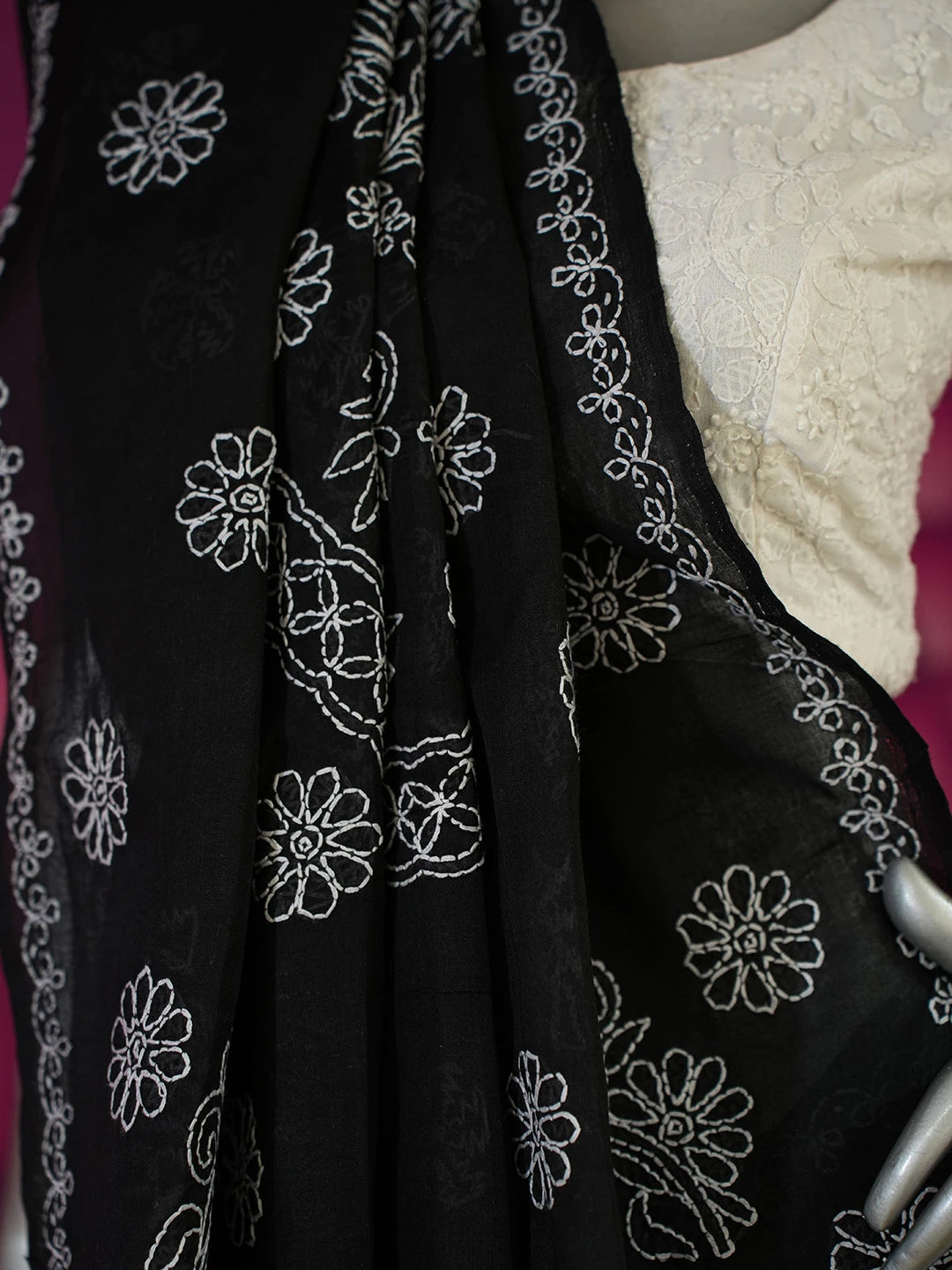 Ada Hand Embroidered Black Cotton Lucknowi Chikankari Saree With Blouse 01A626158