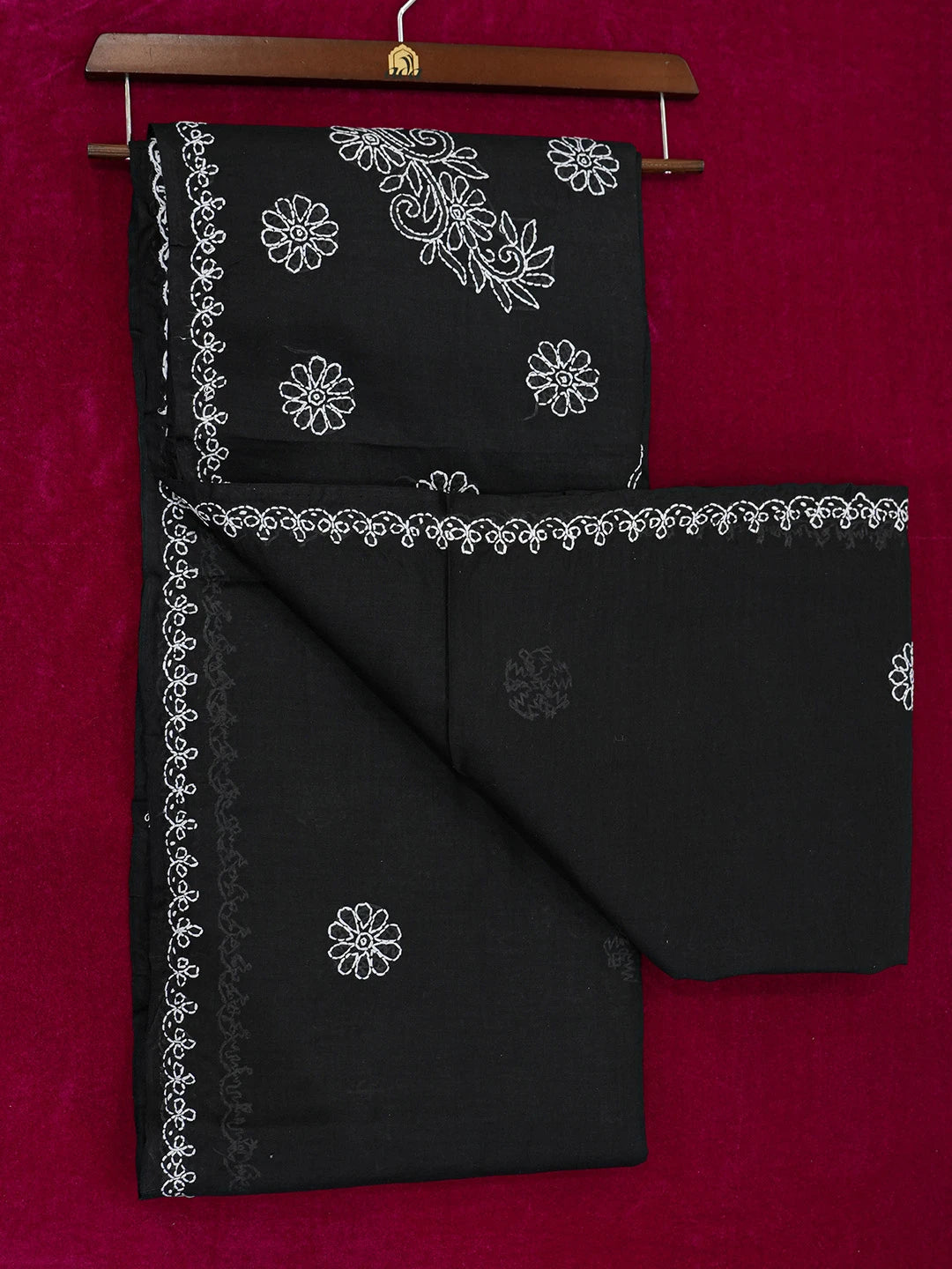 Ada Hand Embroidered Black Cotton Lucknowi Chikankari Saree With Blouse 01A626158