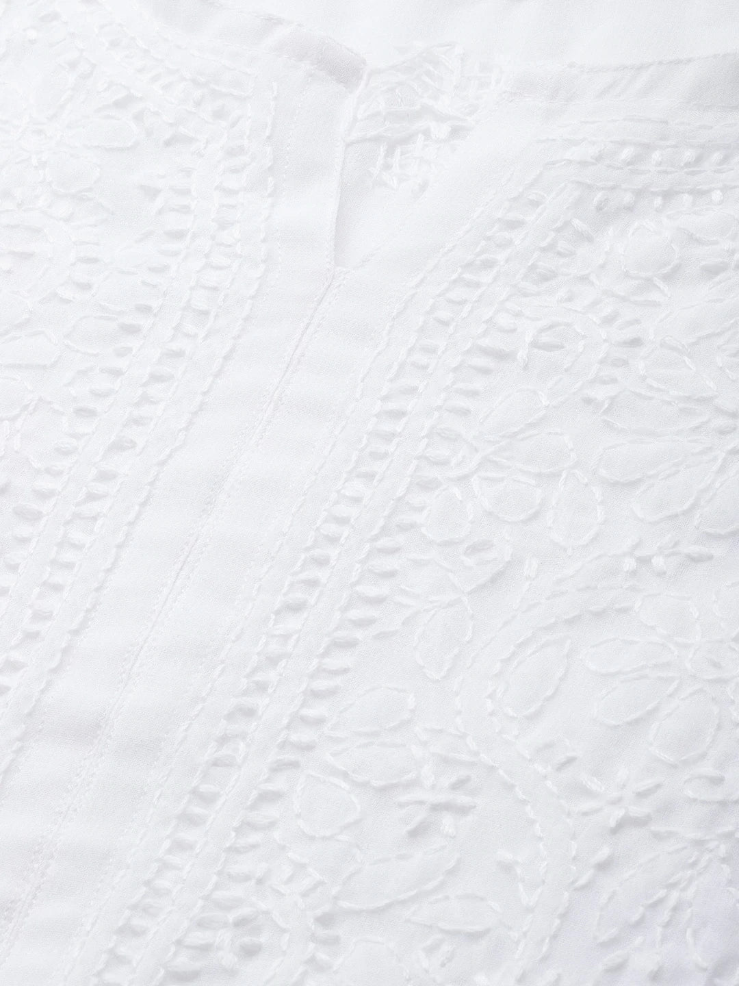 Ada Hand Embroidered White Georgette Lucknowi Chikankari Straight  Kurta A100289
