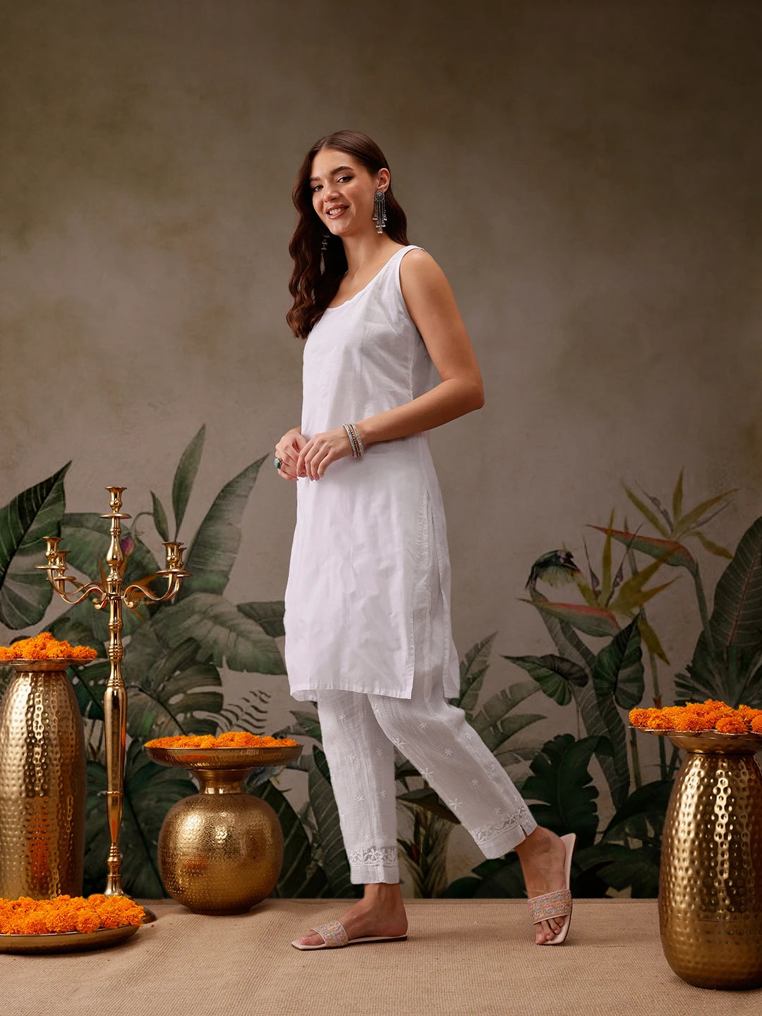 Ada Hand Embroidered White Kota Lucknowi Chikankari Kurta Set With Slip-A811221