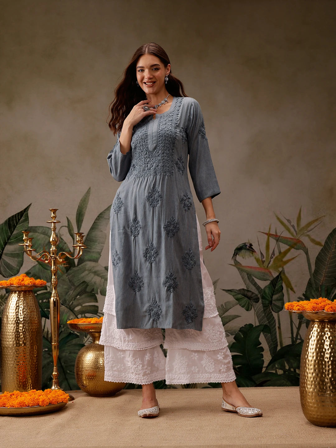 Ada Hand Embroidered Grey Cotton Lucknowi Chikankari Straight Kurta A411564