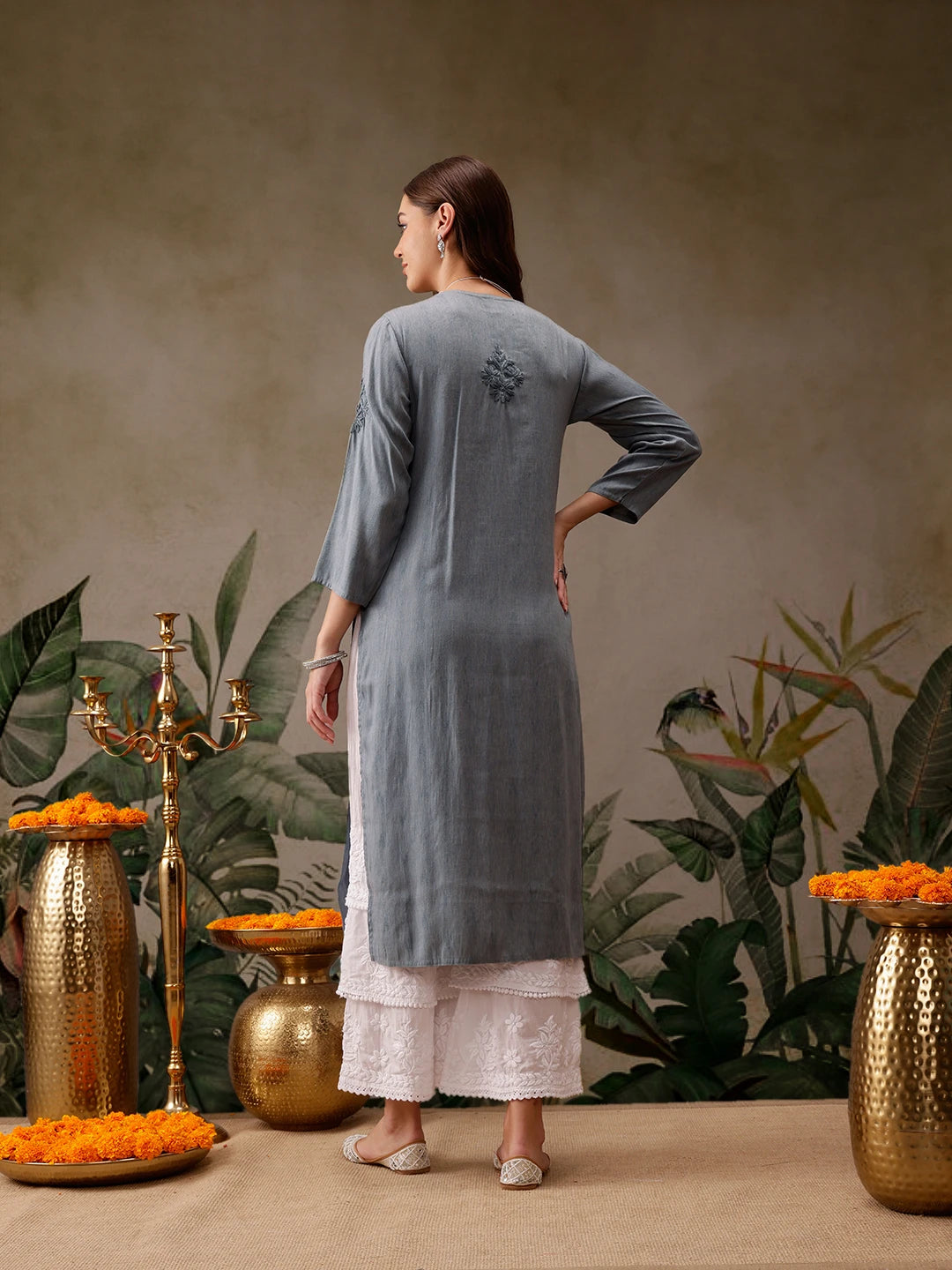 Ada Hand Embroidered Grey Cotton Lucknowi Chikankari Straight Kurta A411564