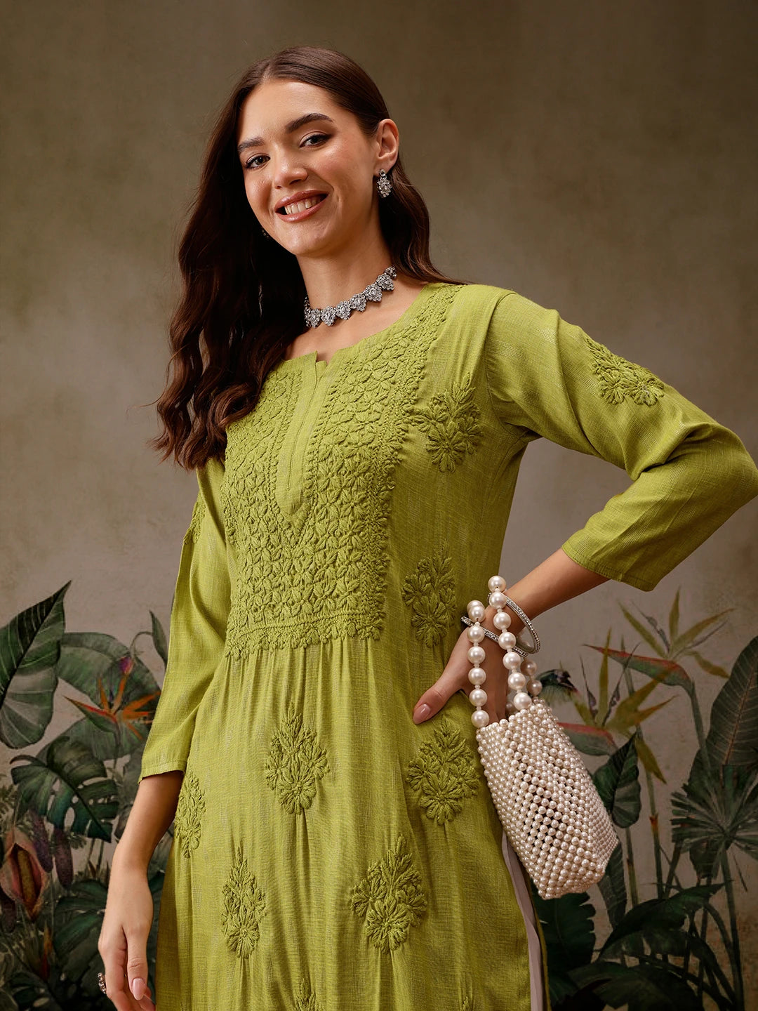 Ada Hand Embroidered Green Cotton Lucknowi Chikankari Straight Kurta A411565