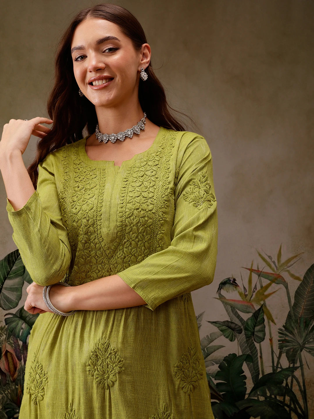 Ada Hand Embroidered Green Cotton Lucknowi Chikankari Straight Kurta A411565