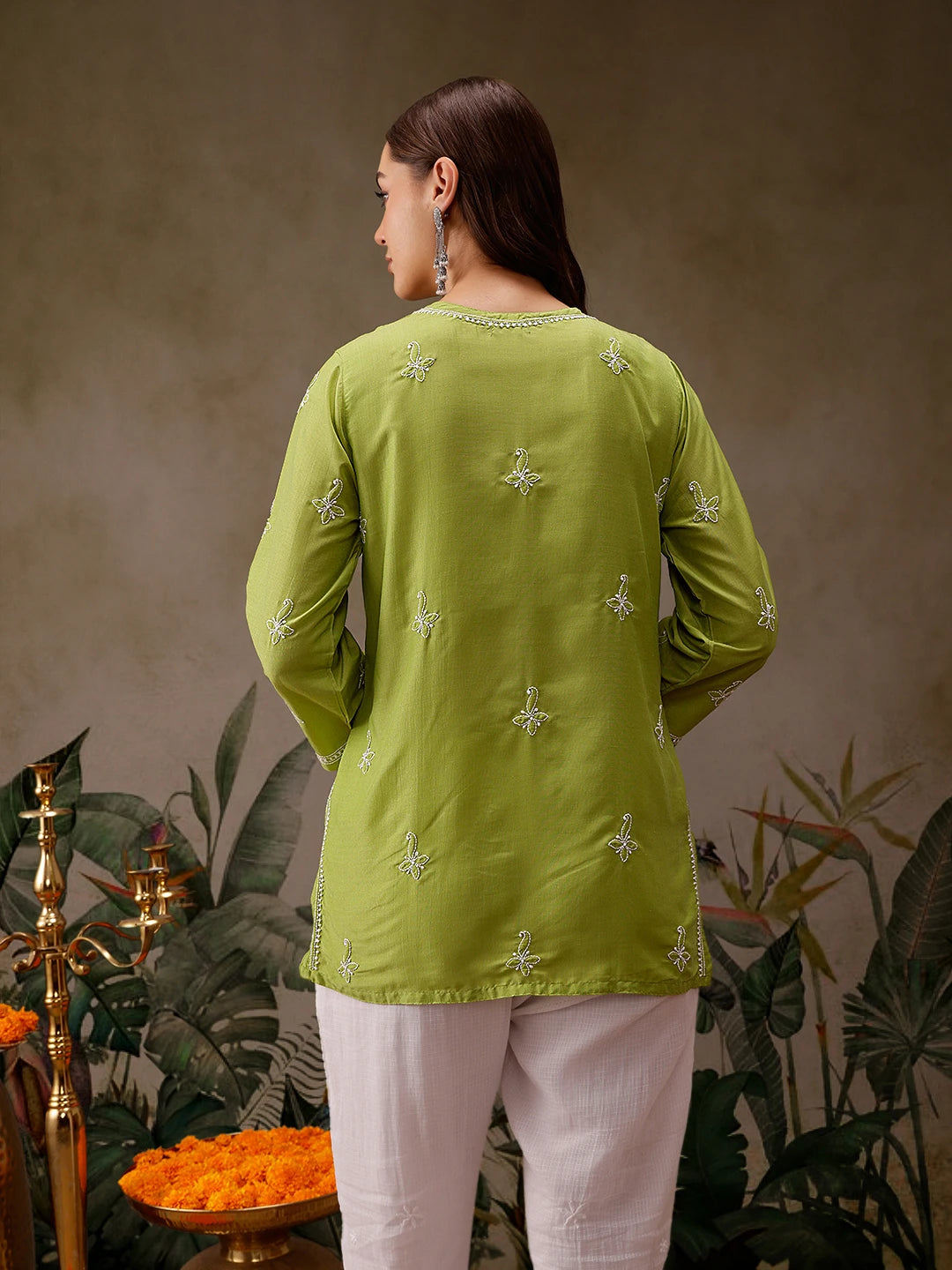 Ada Hand Embroidered Green Muslin Lucknowi Chikankari Short Kurti A911432