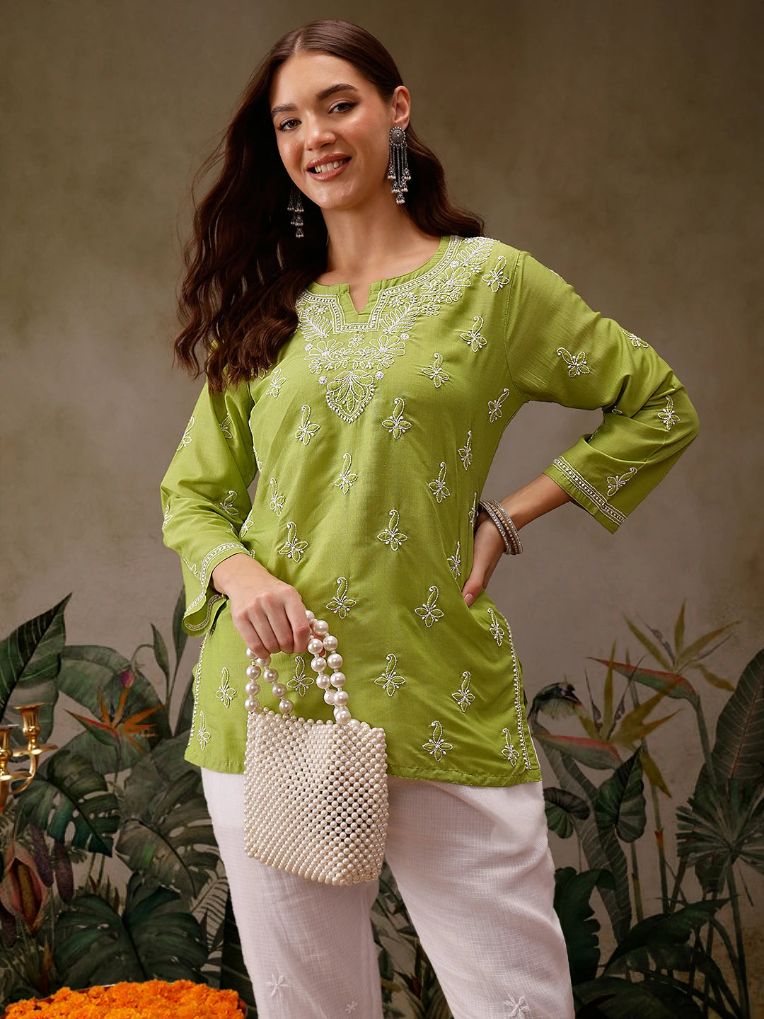 Ada Hand Embroidered Green Muslin Lucknowi Chikankari Short Kurti A911432