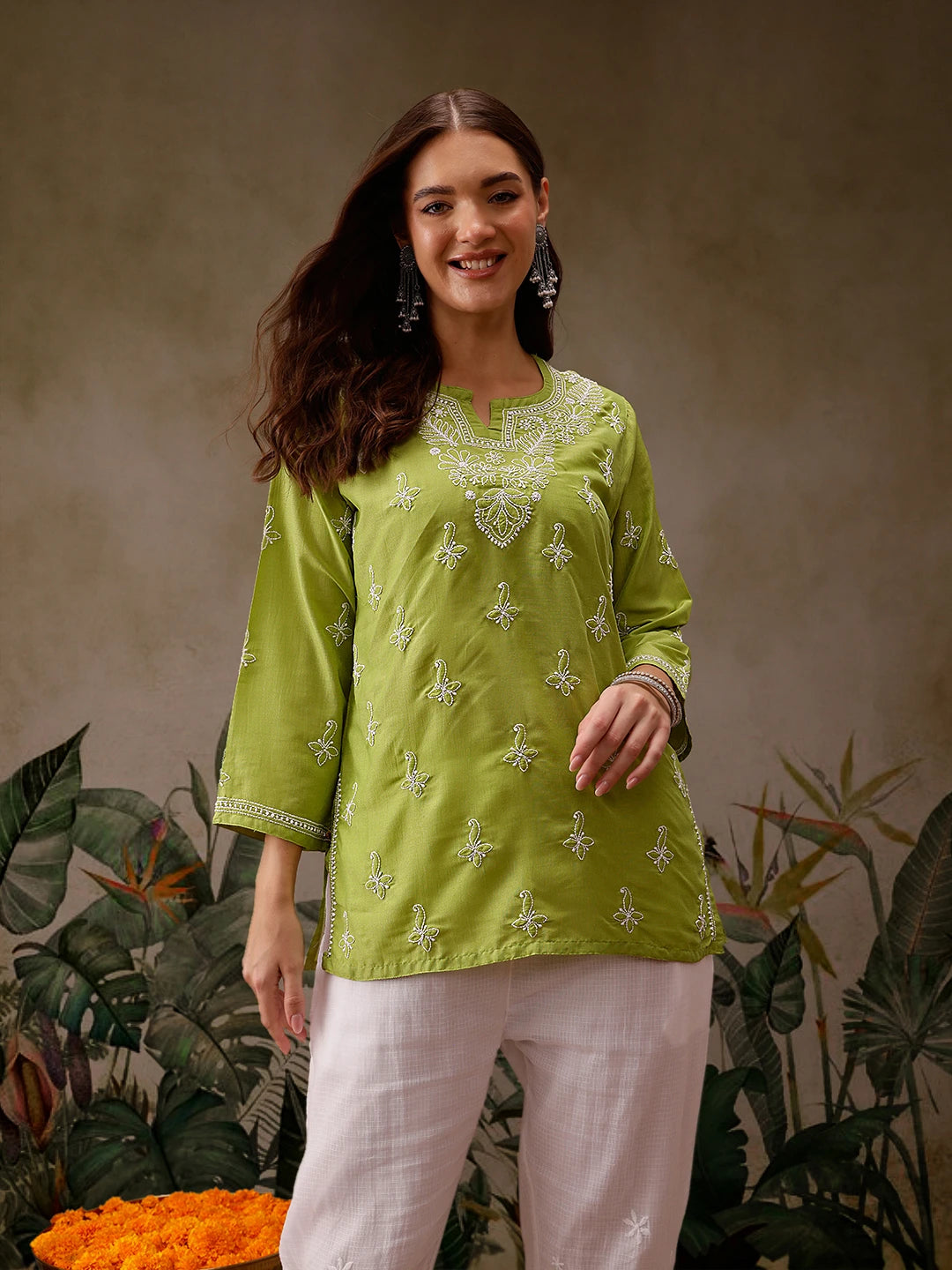 Ada Hand Embroidered Green Muslin Lucknowi Chikankari Short Kurti A911432