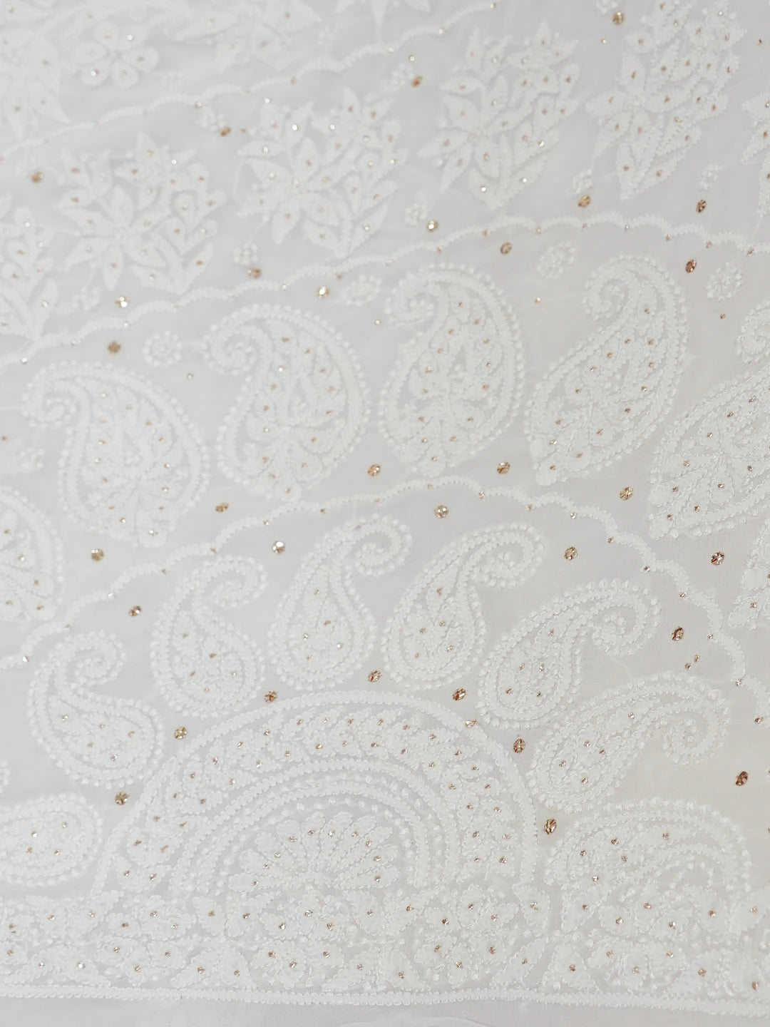 Ada Hand Embroidered White Viscose Georgette Lucknowi Chikankari Saree/Blouse With Muqaish Work 01A670746