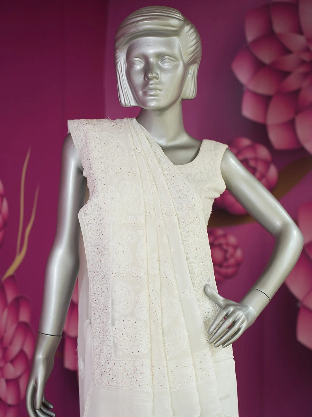 Ada Hand Embroidered White Viscose Georgette Lucknowi Chikankari Saree/Blouse with Muqaish Work 01A670757