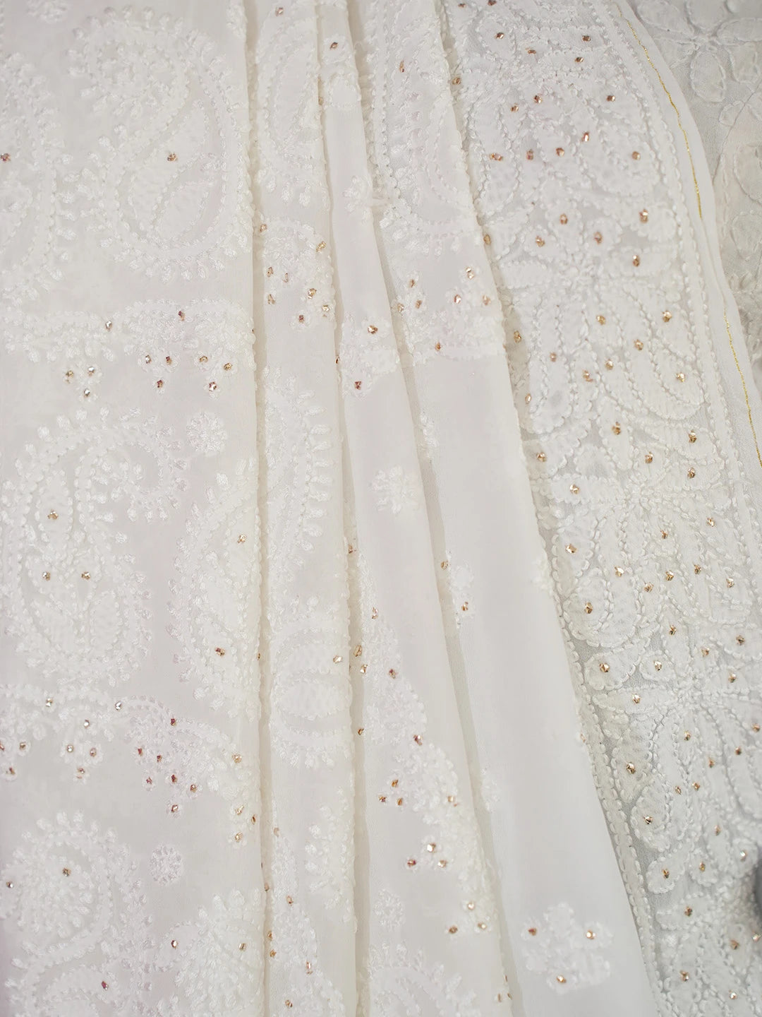 Ada Hand Embroidered White Viscose Georgette Lucknowi Chikankari Saree/Blouse with Muqaish Work 01A670757