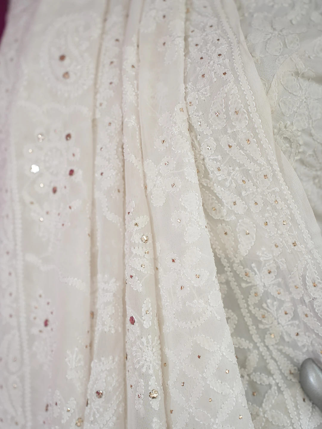 Ada Hand Embroidered White Pure Georgette Lucknowi Chikankari Saree/Blouse With Muqaish Work 01A675501