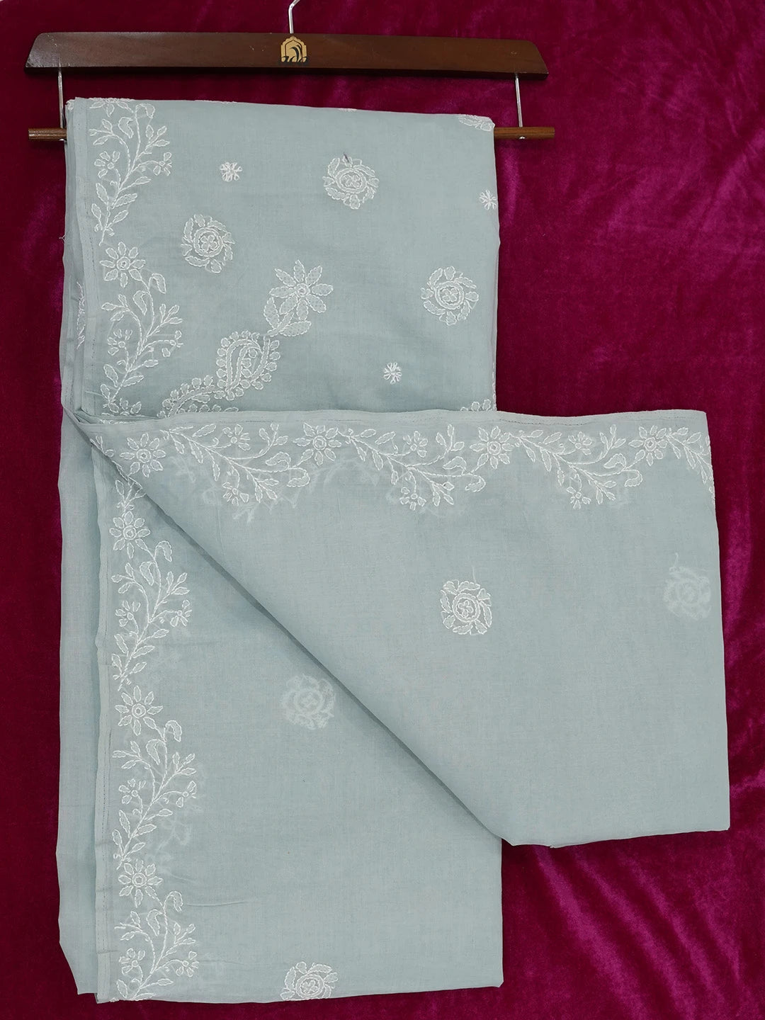 Ada Hand Embroidered Grey Cotton Lucknowi Chikankari Saree With Blouse 01A675167
