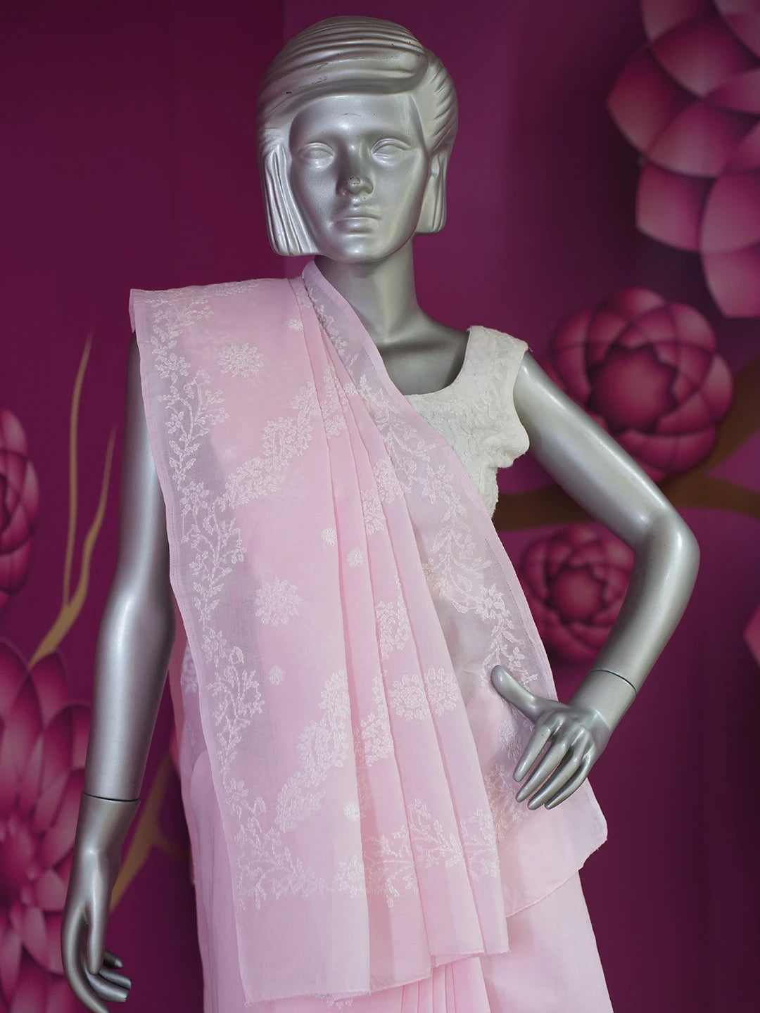 Ada Hand Embroidered Pink Cotton Lucknowi Chikankari Saree With Blouse 01A675118