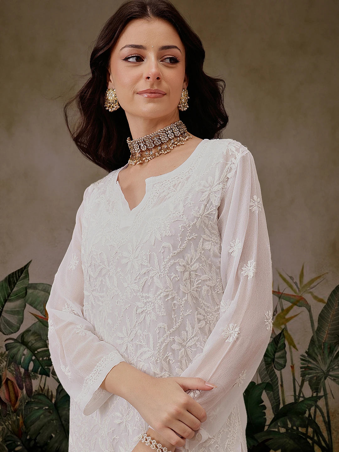 Ada Hand Embroidered White Georgette Lucknowi Chikankari Straight Kurta With Slip A100345