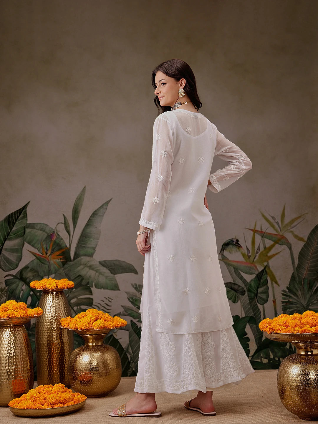 Ada Hand Embroidered White Georgette Lucknowi Chikankari Straight Kurta With Slip A100345