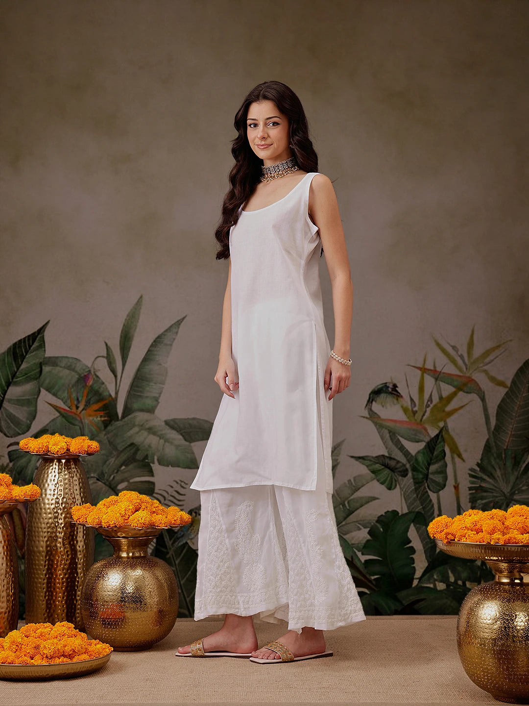 Ada Hand Embroidered White Georgette Lucknowi Chikankari Straight Kurta With Slip A100345