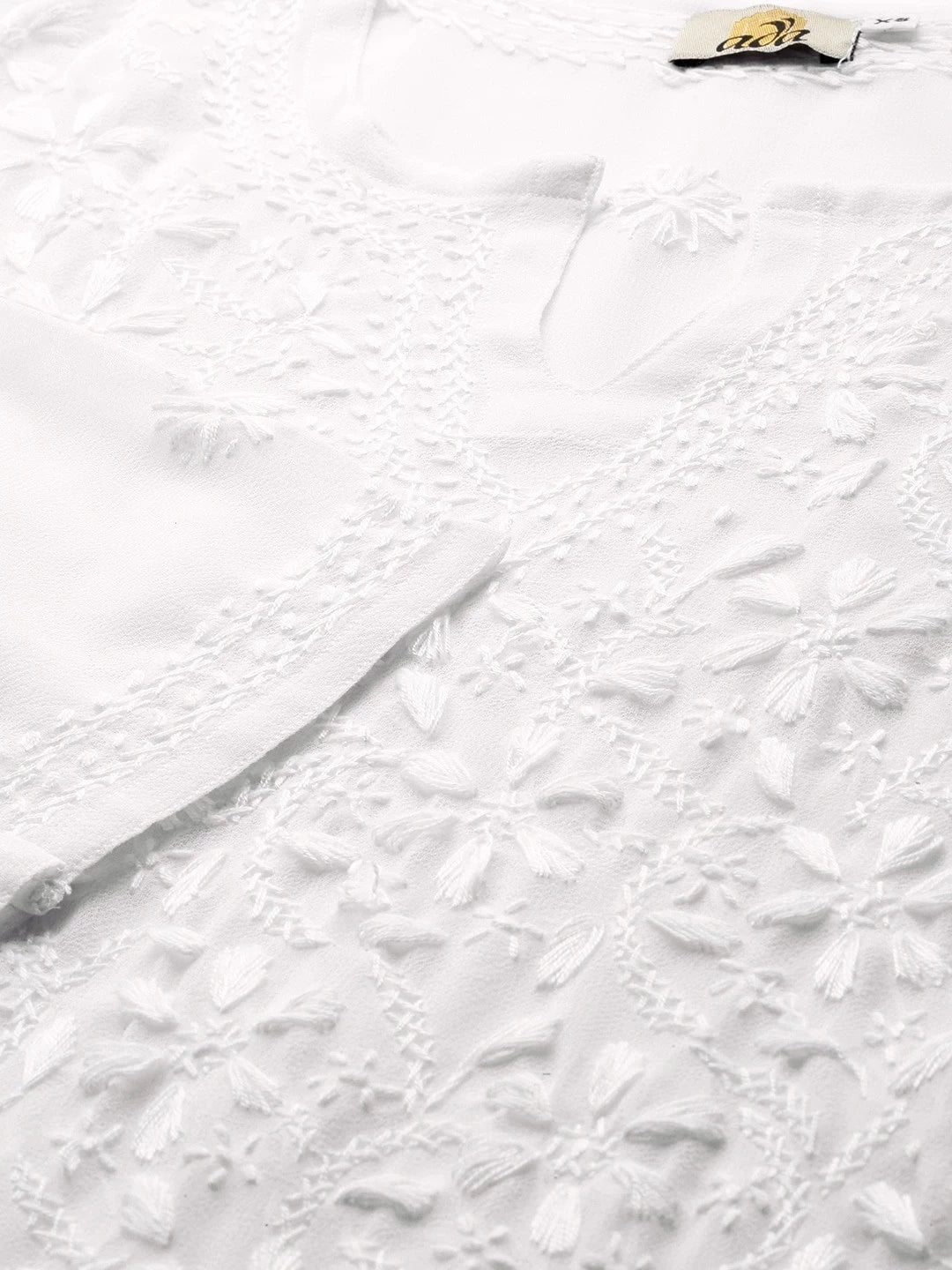 Ada Hand Embroidered White Georgette Lucknowi Chikankari Straight Kurta With Slip A100345