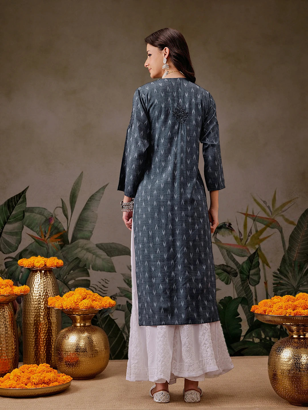 Ada Hand Embroidered Charcoal Grey Cotton Lucknowi Chikankari Straight Kurta A411721