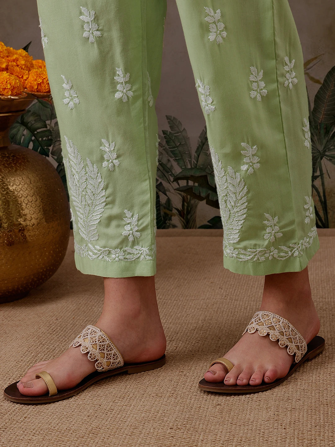 Ada Hand Embroidered Liril Geen Cotton Lucknowi Chikankari Co-Ord Set A811302