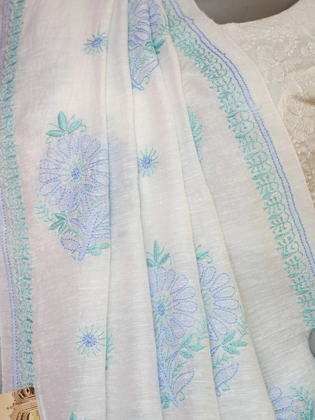 Ada Hand Embroidered White Chanderi Lucknowi Chikankari Saree With Blouse 01A645746