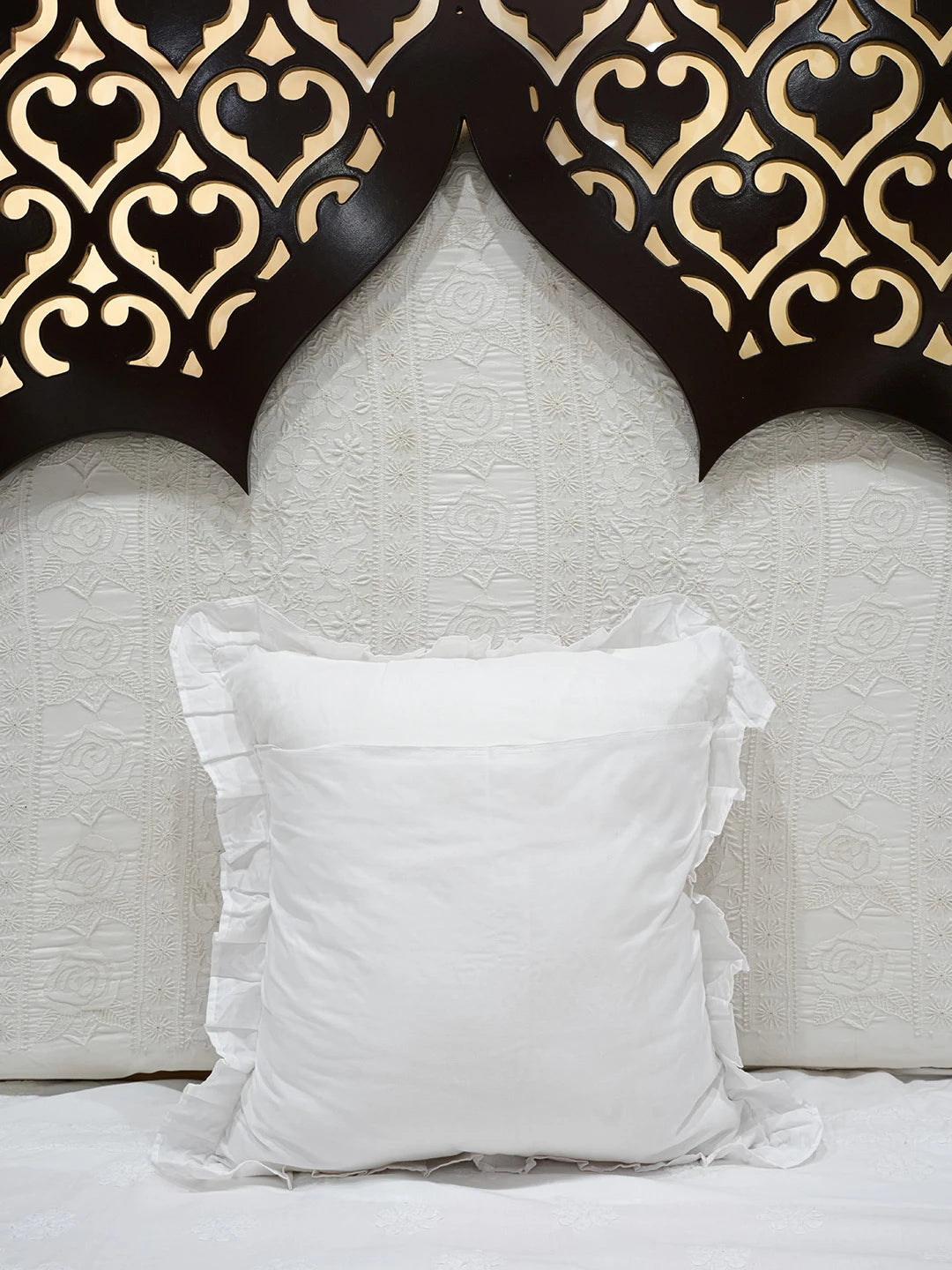 Ada Hand Embroidered White Cotton Lucknowi Chikankari Cushion Cover 01A665395